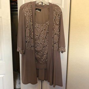 Women's Plus Size 20W 2 piece Formal Outfit, Glamorous & Super Comfy, EUC